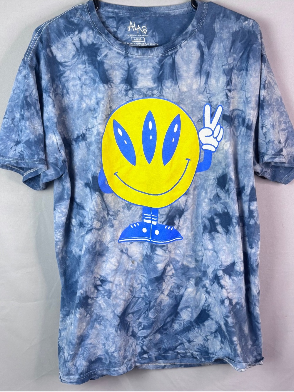 A-Lab 3-Eyed Alien Tie-Dye Graphic Tee - L